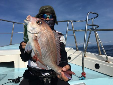 良い感じ‼️ 鯛ラバ船