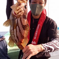 康仁丸・ジギング釣り果