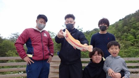 フィッシングレイクたかみや 釣果