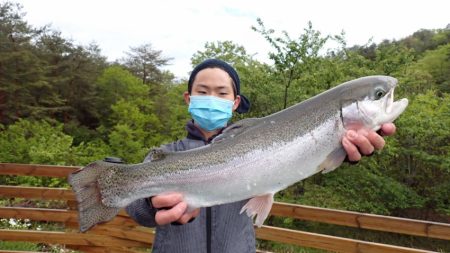 フィッシングレイクたかみや 釣果