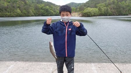 フィッシングレイクたかみや 釣果