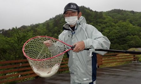 フィッシングレイクたかみや 釣果