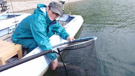 フィッシングレイクたかみや 釣果