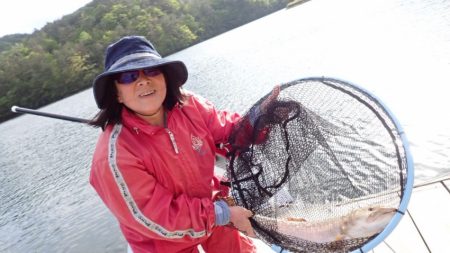 フィッシングレイクたかみや 釣果