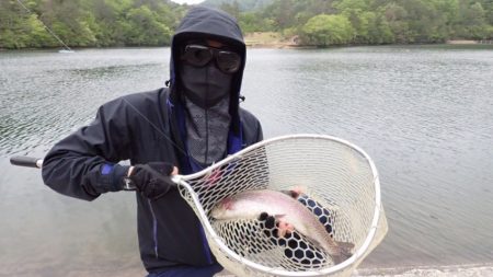 フィッシングレイクたかみや 釣果