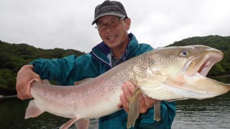 フィッシングレイクたかみや 釣果