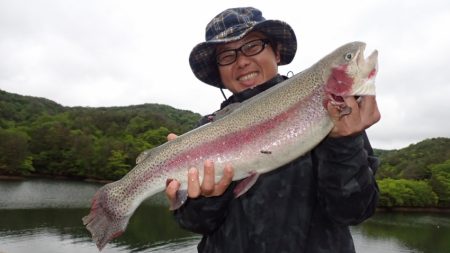 フィッシングレイクたかみや 釣果
