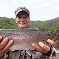 フィッシングレイクたかみや 釣果