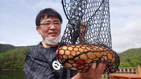 フィッシングレイクたかみや 釣果