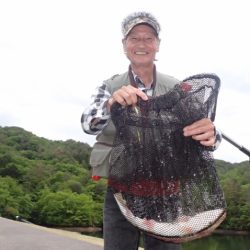フィッシングレイクたかみや 釣果