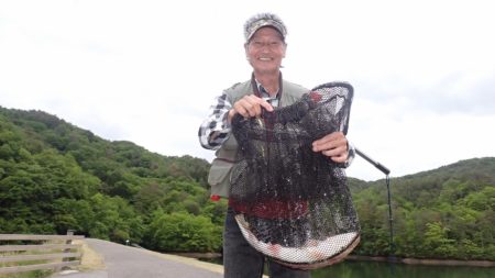フィッシングレイクたかみや 釣果
