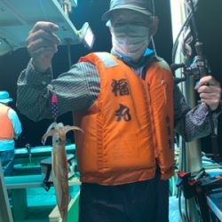 若狭湾でイカ釣り