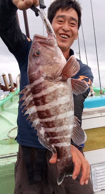 康仁丸・ジギング釣り果