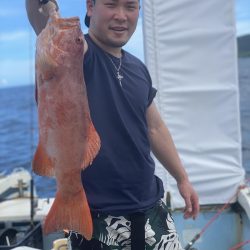 蒼い海と紅い魚