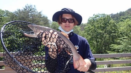 フィッシングレイクたかみや 釣果