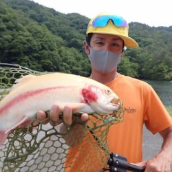 フィッシングレイクたかみや 釣果