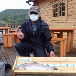 フィッシングレイクたかみや 釣果