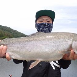 フィッシングレイクたかみや 釣果