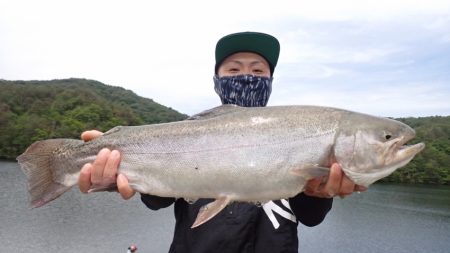 フィッシングレイクたかみや 釣果