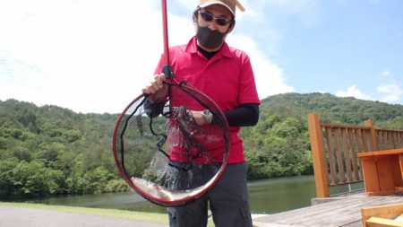 フィッシングレイクたかみや 釣果