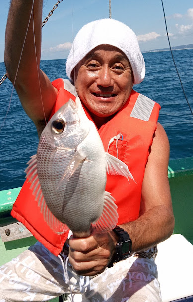 康仁丸・餌釣り・ジギング釣り果