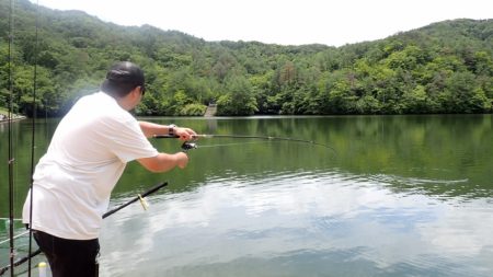フィッシングレイクたかみや 釣果