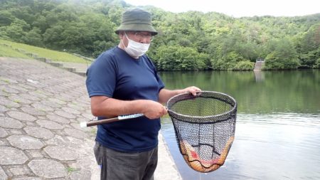 フィッシングレイクたかみや 釣果