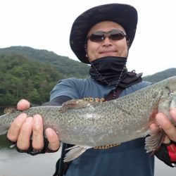 フィッシングレイクたかみや 釣果