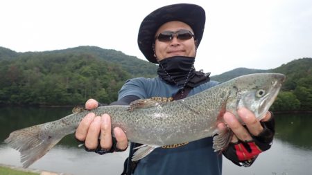 フィッシングレイクたかみや 釣果