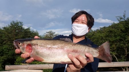 フィッシングレイクたかみや 釣果