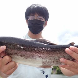 フィッシングレイクたかみや 釣果