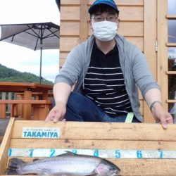 フィッシングレイクたかみや 釣果