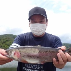 フィッシングレイクたかみや 釣果