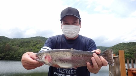 フィッシングレイクたかみや 釣果