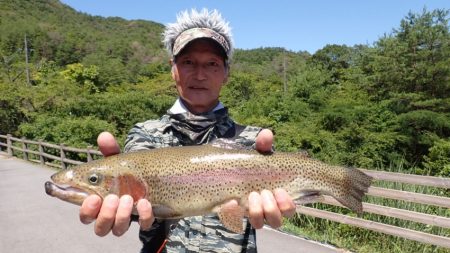 フィッシングレイクたかみや 釣果
