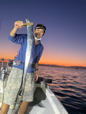 博多湾タチウオジギング