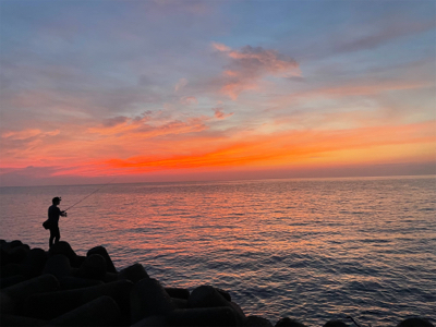 朝まづめのタチウオ釣り