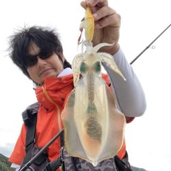 A.P.Pフィッシングガイドサービス　先制ボーズ逃れでセイゴをRIDEONも、ブレドロデストロイの活躍によりその効果は薄れる。