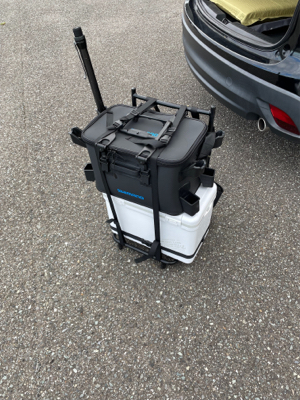 まだギリギリいるか