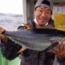 康仁丸・ジギング釣り果