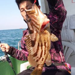 康仁丸・ジギング釣り果