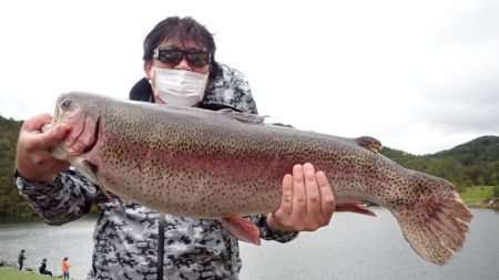 フィッシングレイクたかみや 釣果