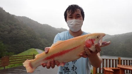 フィッシングレイクたかみや 釣果