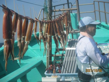 サバ・アジ　クーラー満タン(^_-)-☆　…