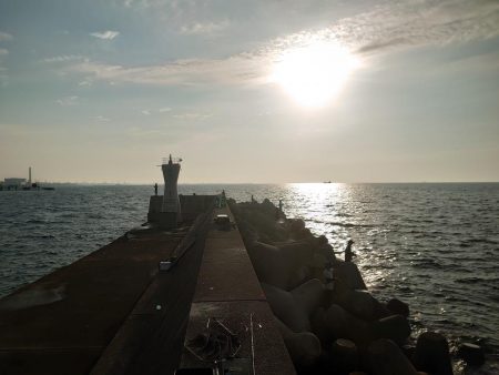 久しぶりの沖堤防