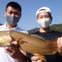 フィッシングレイクたかみや 釣果