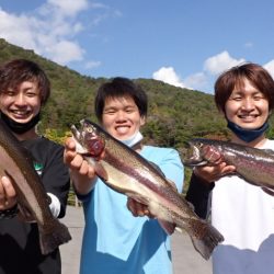 フィッシングレイクたかみや 釣果