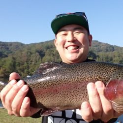 フィッシングレイクたかみや 釣果