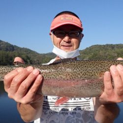 フィッシングレイクたかみや 釣果