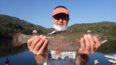 フィッシングレイクたかみや 釣果
